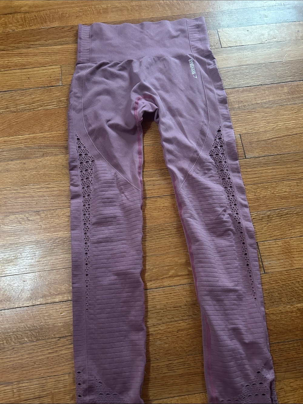 Gymshark woman’s Seamless Leggings in Mauve Pink